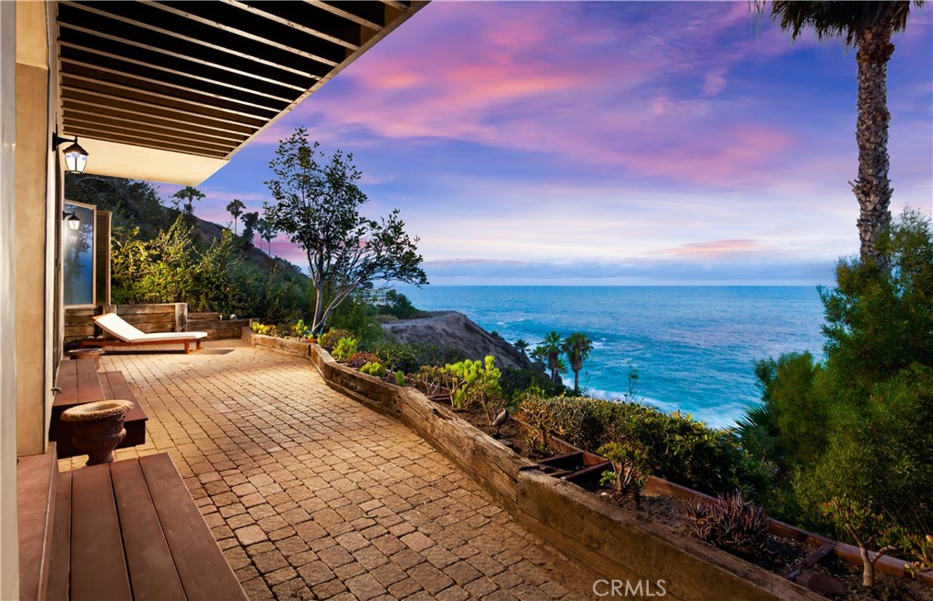 31425 Coast, Laguna Beach CA 92651 - photo 1
