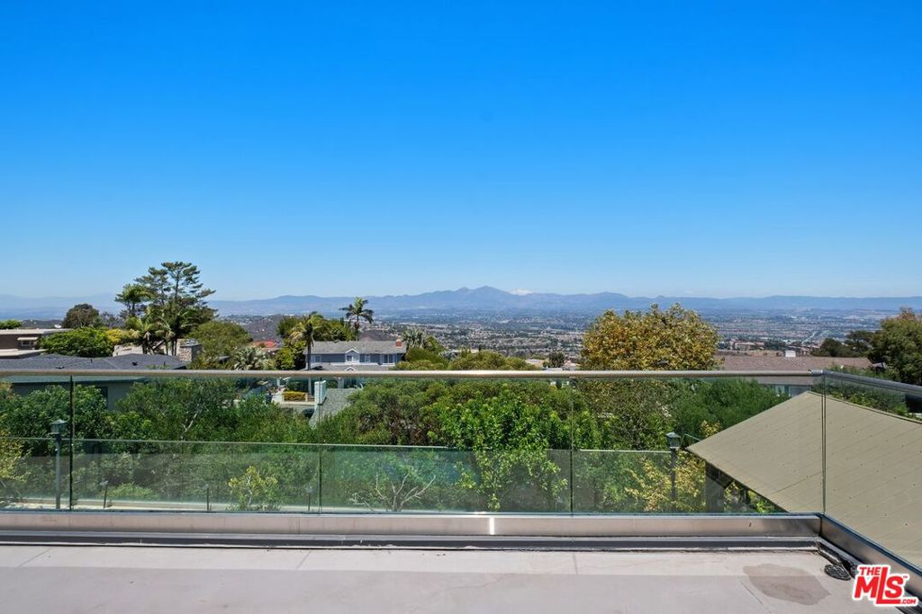 3144 Alta Laguna Boulevard, Laguna Beach CA 92651 - photo 22