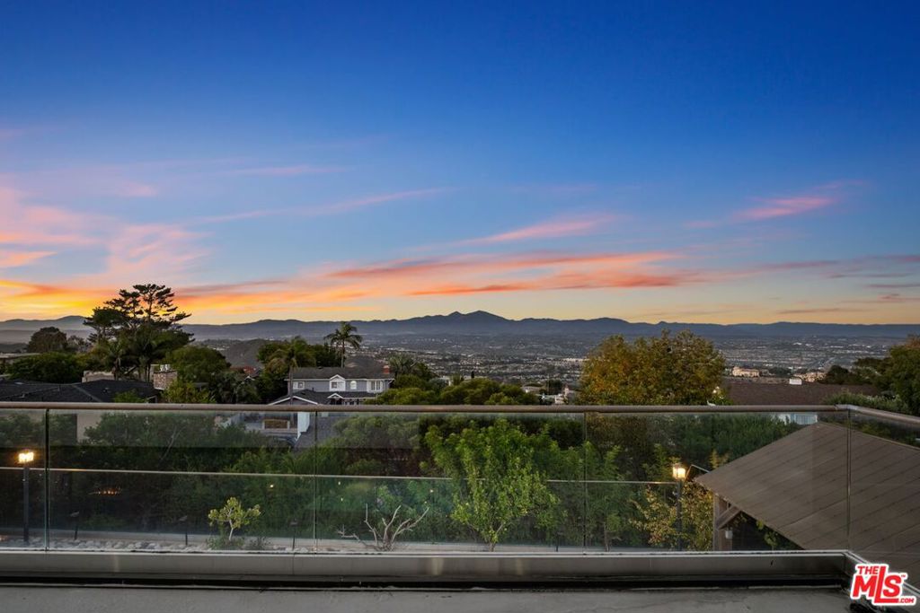 Virtual Twighlight - 3144 Alta Laguna Boulevard, Laguna Beach CA 92651 - photo 36