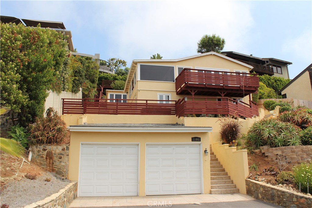 31442 Holly Drive, Laguna Beach CA 92651 - photo 1