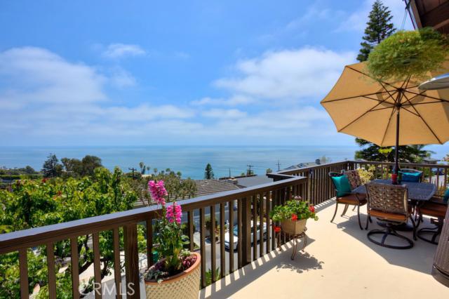 Front balcony with panoramic ocean views and sunsets - 31452 Holly Drive, Laguna Beach CA 92651 - photo 1
