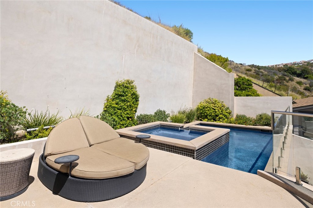 31460 Ceanothus Drive, Laguna Beach CA 92651 - photo 4