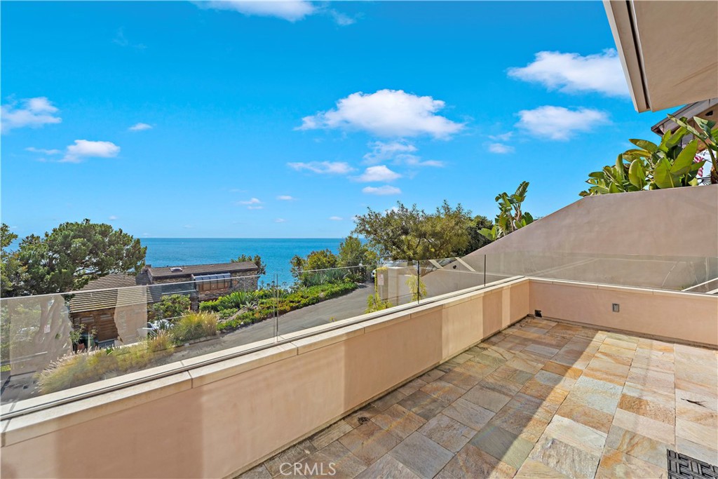 31460 Ceanothus Drive, Laguna Beach CA 92651 - photo 35