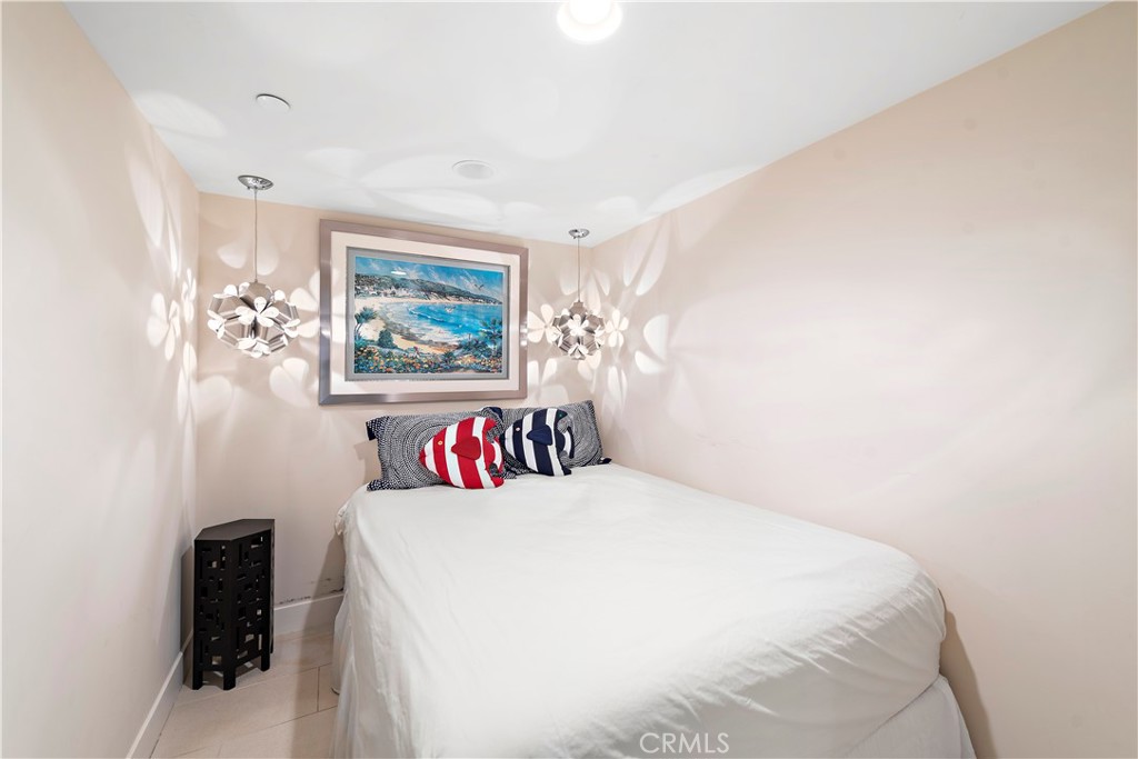 31460 Ceanothus Drive, Laguna Beach CA 92651 - photo 37