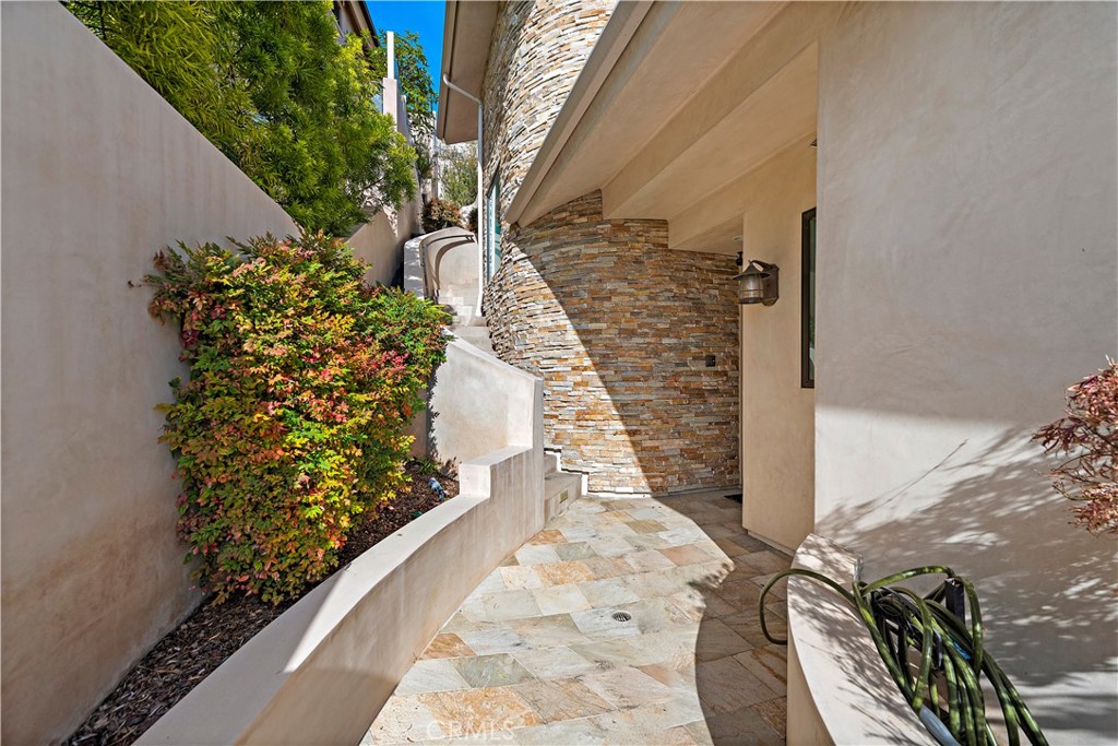31460 Ceanothus Drive, Laguna Beach CA 92651 - photo 59