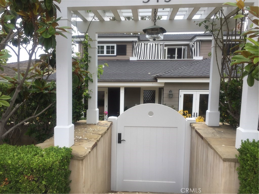 315 B Magnolia Drive, Laguna Beach CA 92651 - photo 1