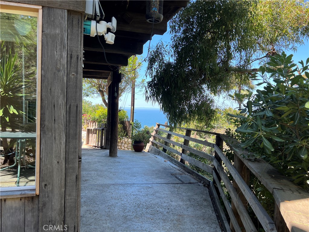 31500 Mar Vista Avenue Lower, Laguna Beach CA 92651 - photo 1