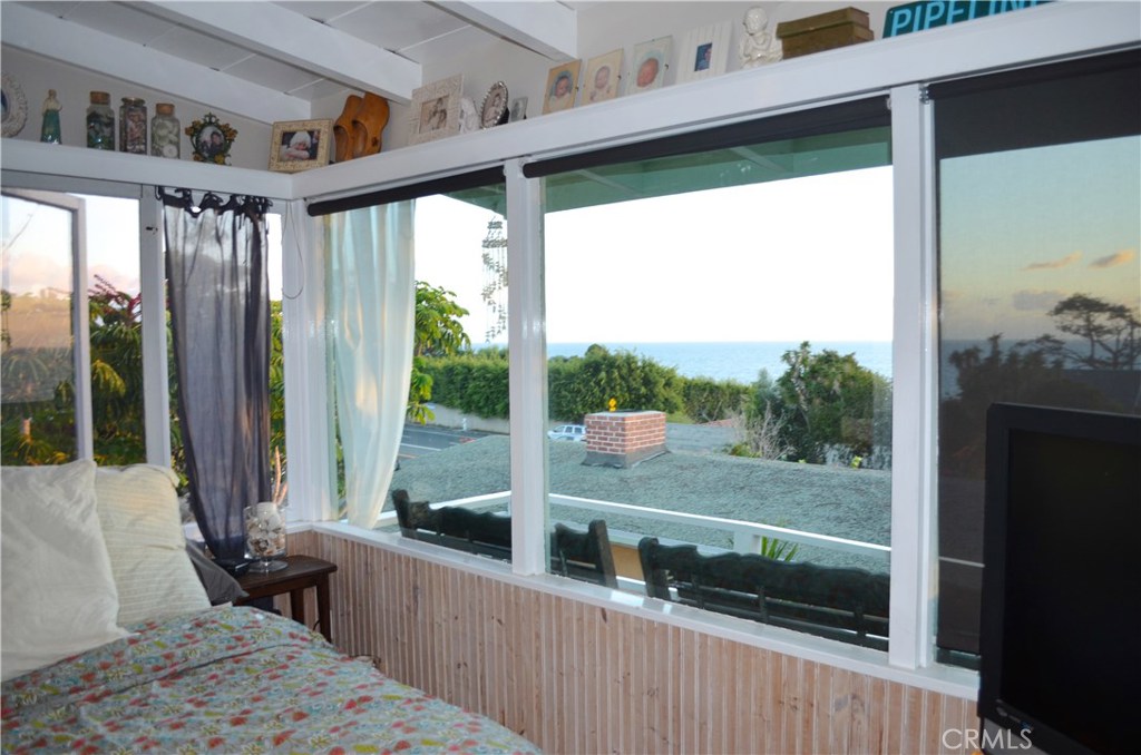 31516 Monterey Street upper, Laguna Beach CA 92651 - photo 1