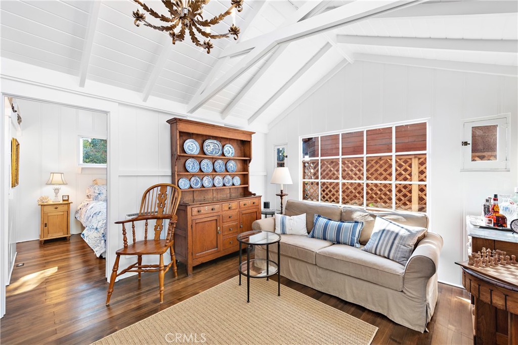 Living room looking into the bedroom. - 31521 Summit Road, Laguna Beach CA 92651 - photo 11