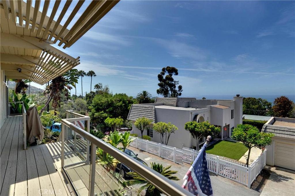 31522 Toto Loma Lane, Laguna Beach CA 92651 - photo 1