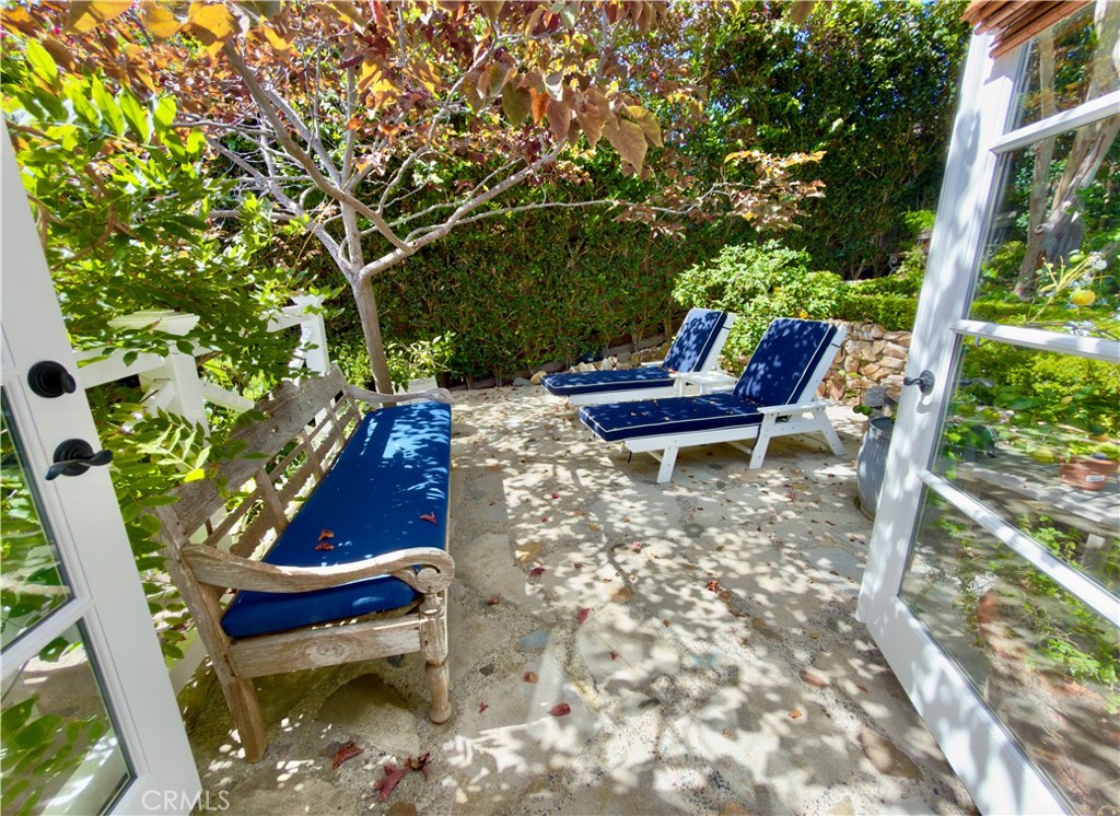 31531 Bluff Drive Back Hse, Laguna Beach CA 92651 - photo 13