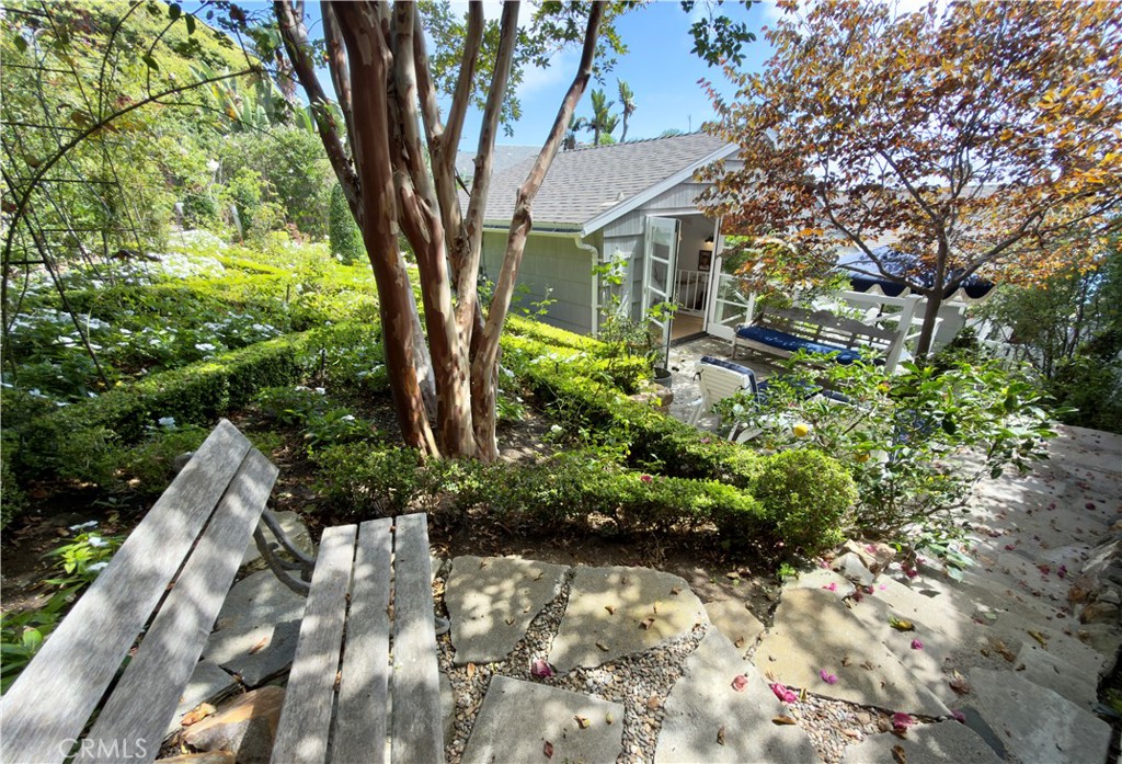31531 Bluff Drive Back Hse, Laguna Beach CA 92651 - photo 15