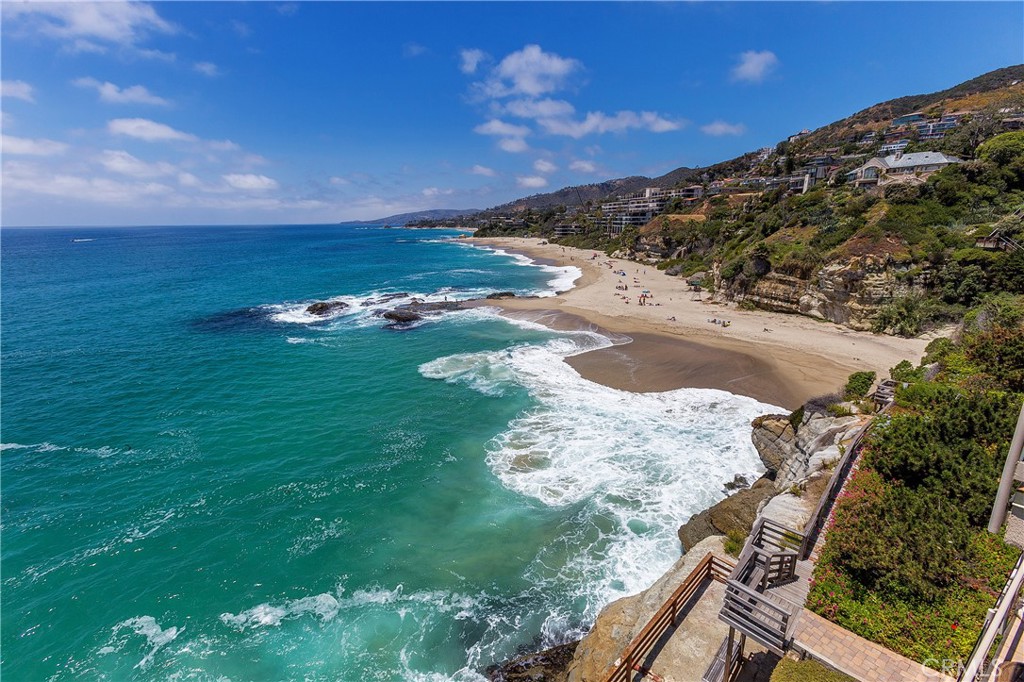 Oceanfront walkway with direct access to West Street Beach - 31561 Table Rock 218, Laguna Beach CA 92651 - photo 1