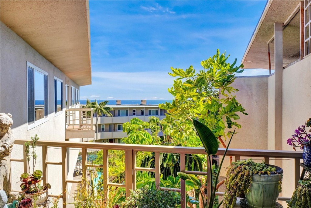 31561 Table Rock 418, Laguna Beach CA 92651 - photo 17