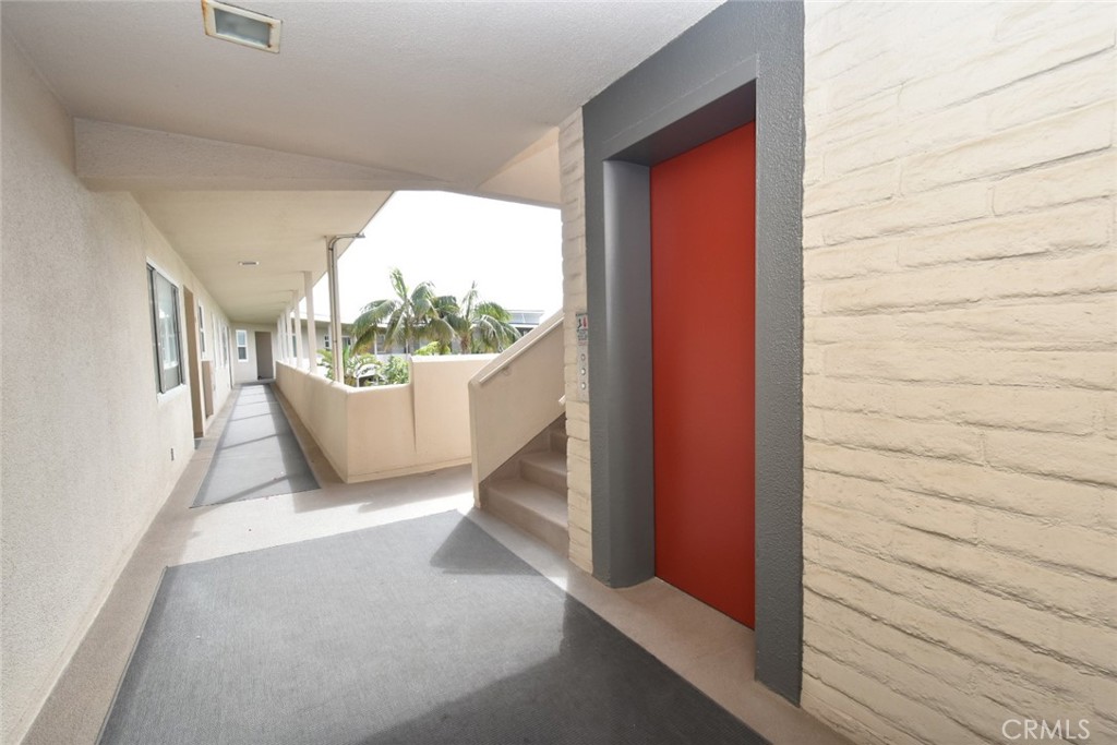 Elevator access from garage area to 1st level of residence - 31561 Table Rock Drive 105, Laguna Beach CA 92651 - photo 35