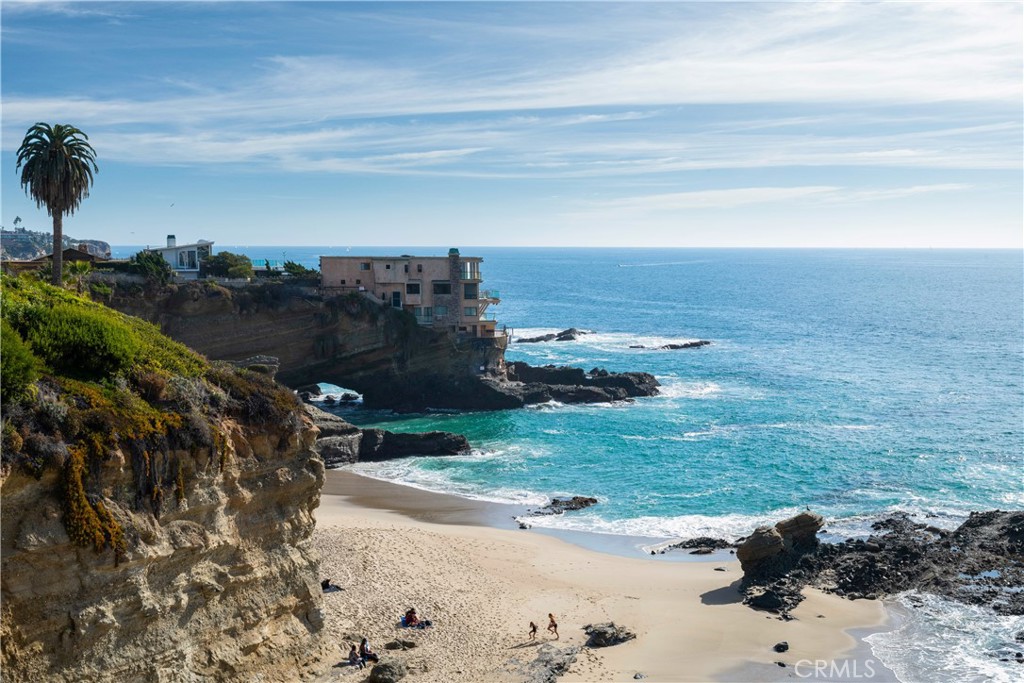 31561 Table Rock Drive 201, Laguna Beach CA 92651 - photo 1