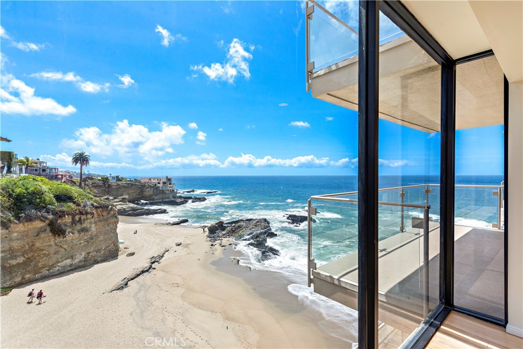 31561 Table Rock Drive 202, Laguna Beach CA 92651 - photo 1