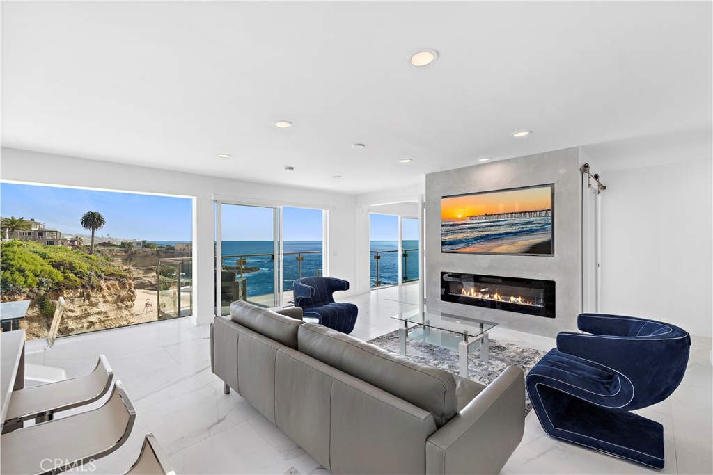 31561 Table Rock Drive 202, Laguna Beach CA 92651 - photo 5