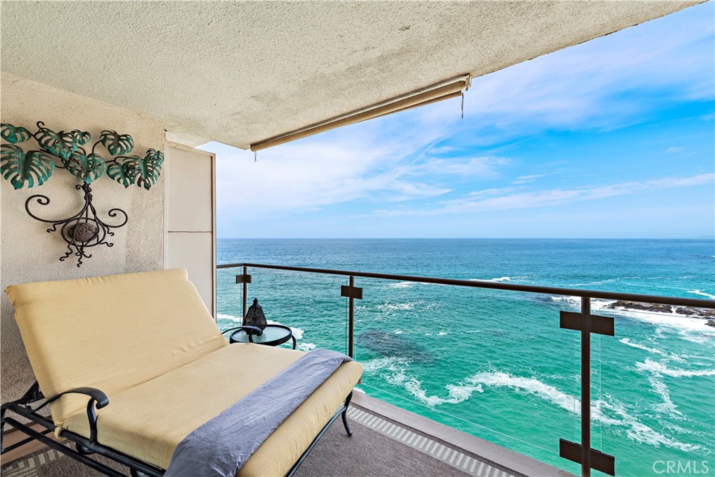 31561 Table Rock Drive 208, Laguna Beach CA 92651 - photo 2