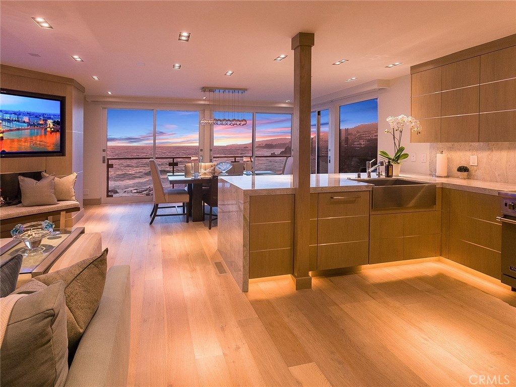 31561 Table Rock Drive 212, Laguna Beach CA 92651 - photo 1