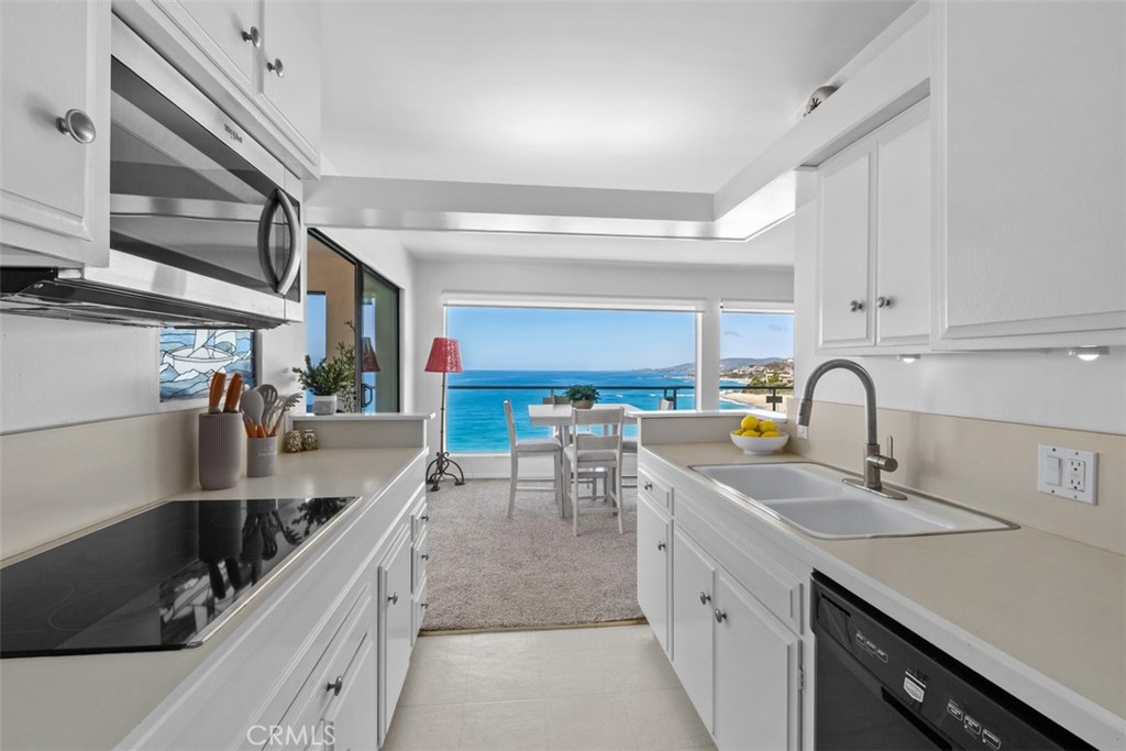 31561 Table Rock Drive 411, Laguna Beach CA 92651 - photo 11