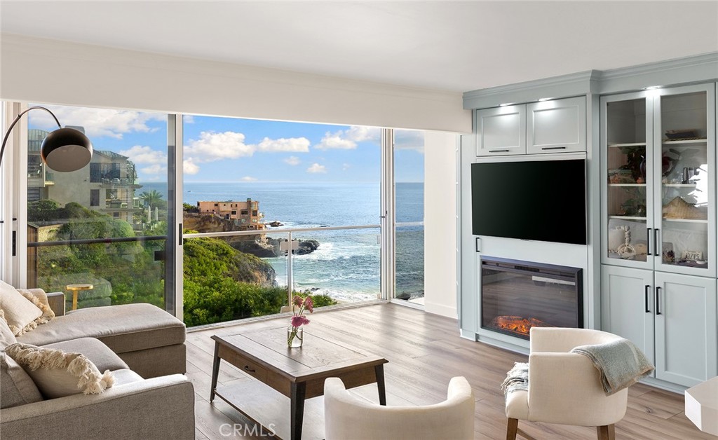 31561 Table Rock Drive 413, Laguna Beach CA 92651 - photo 1