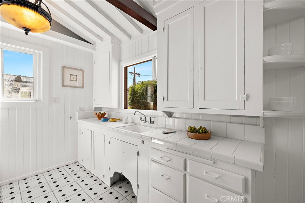 31566 Jewel, Laguna Beach CA 92651 - photo 11