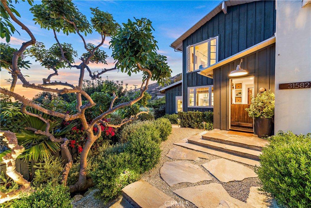 31582 West Street, Laguna Beach CA 92651 - photo 1