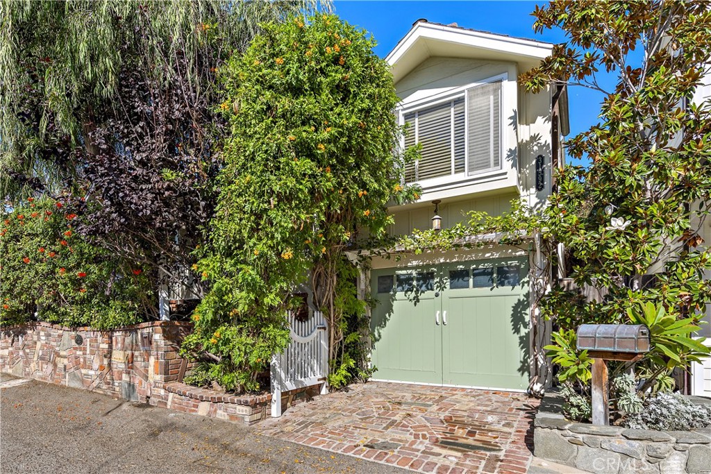 31592 Santa Rosa Drive, Laguna Beach CA 92651 - photo 1
