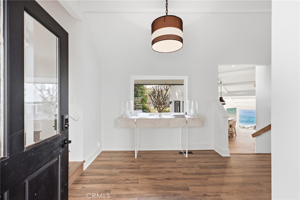 Welcome home. - 31595 Table Rock, Laguna Beach CA 92651 - photo 9
