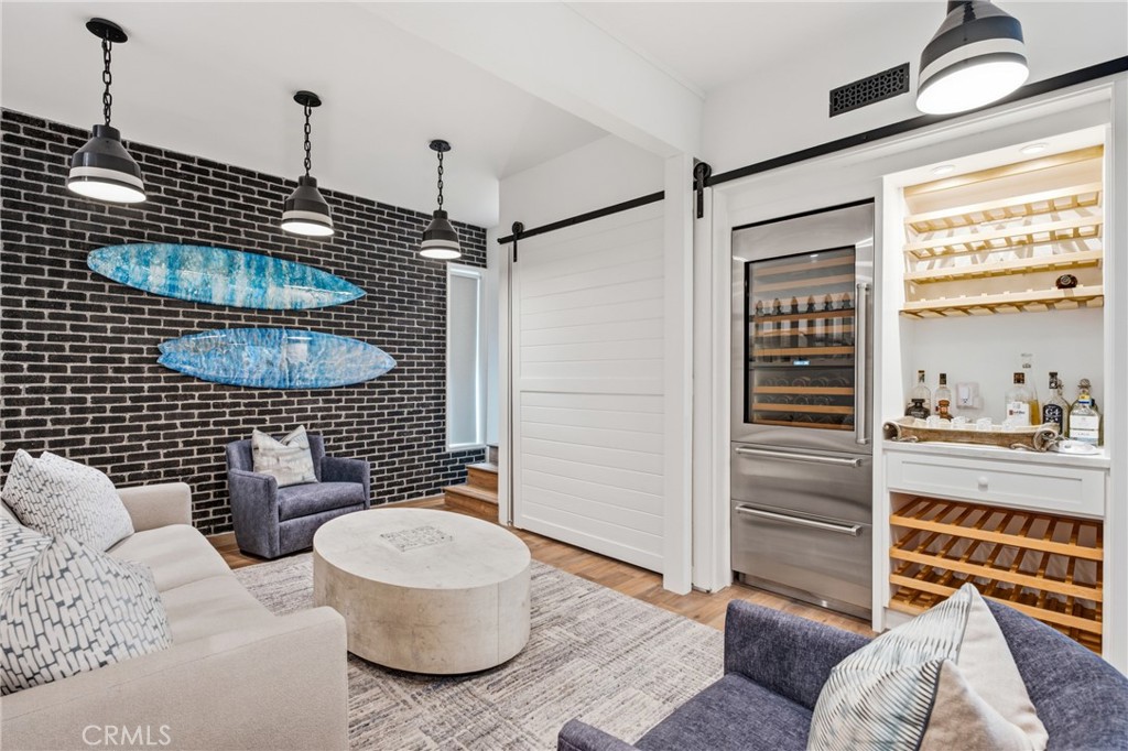 Secondary bedroom 2 with a play/sleeping loft and a built in bar. - 31595 Table Rock, Laguna Beach CA 92651 - photo 36
