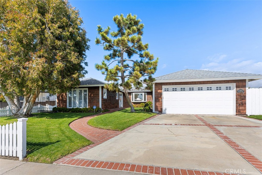 3160 Alta Laguna Boulevard, Laguna Beach CA 92651 - photo 2