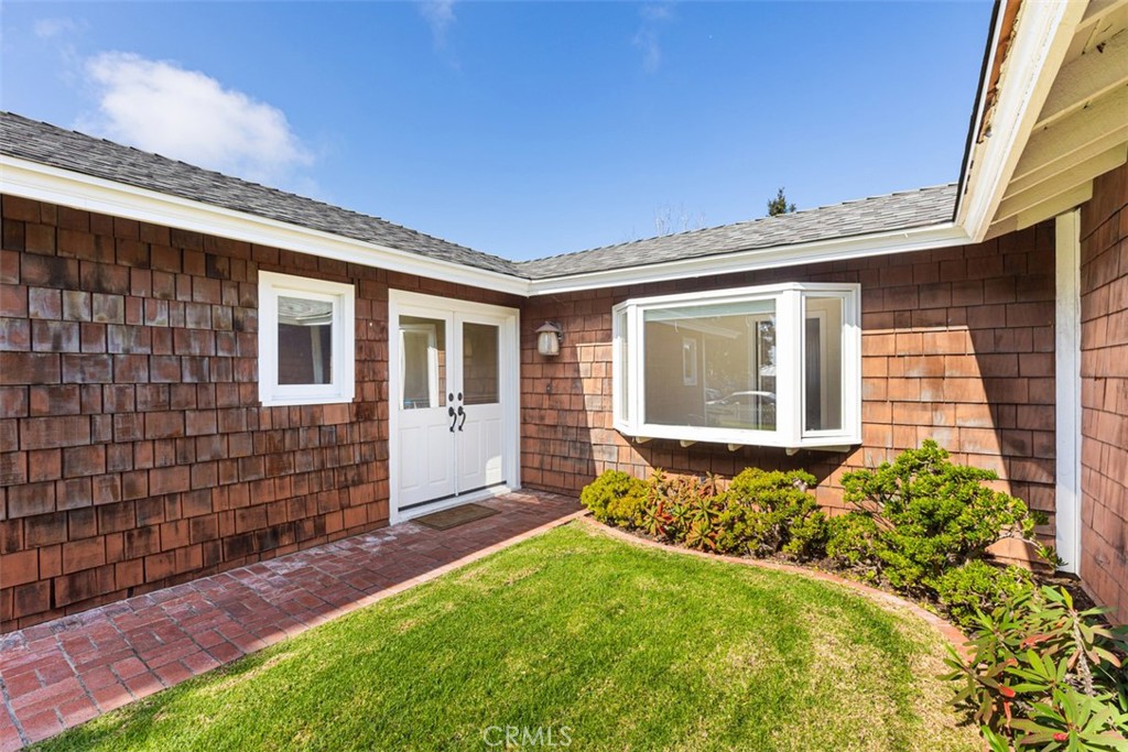 3160 Alta Laguna Boulevard, Laguna Beach CA 92651 - photo 3