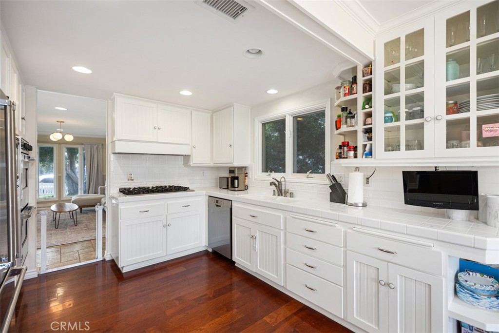 3160 Alta Laguna Boulevard, Laguna Beach CA 92651 - photo 8
