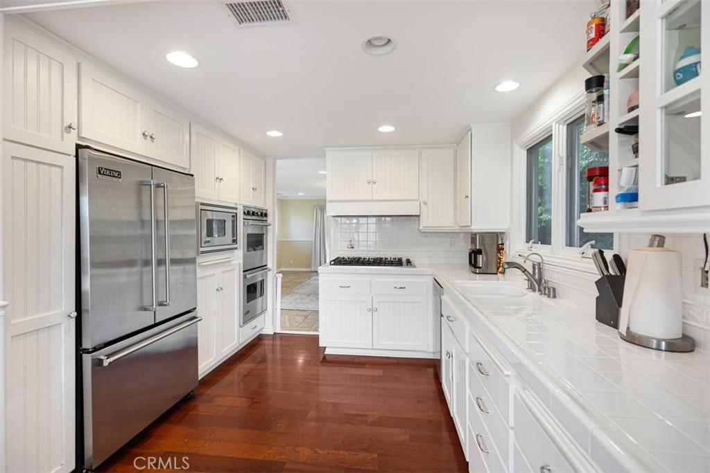 3160 Alta Laguna Boulevard, Laguna Beach CA 92651 - photo 9