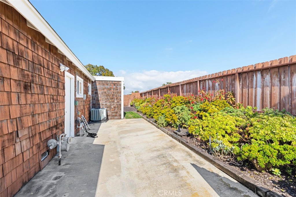 3160 Alta Laguna Boulevard, Laguna Beach CA 92651 - photo 30