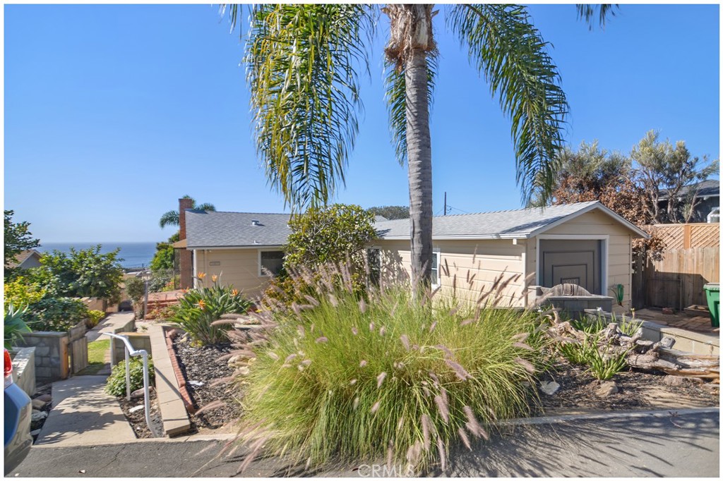 31613 Scenic Drive, Laguna Beach CA 92651 - photo 2