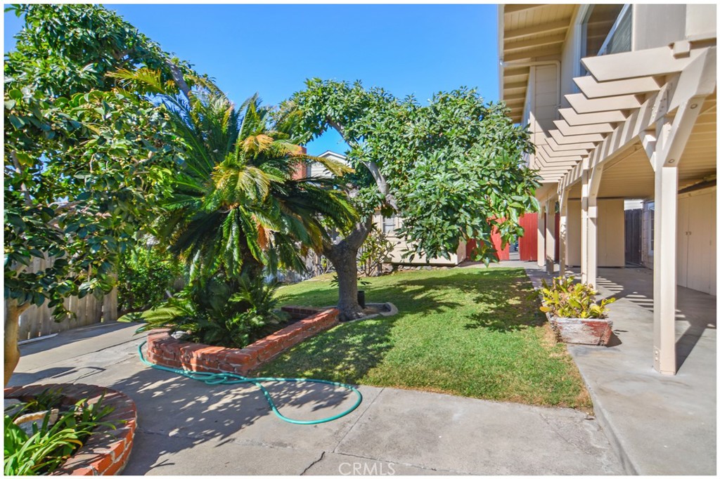 31613 Scenic Drive, Laguna Beach CA 92651 - photo 32