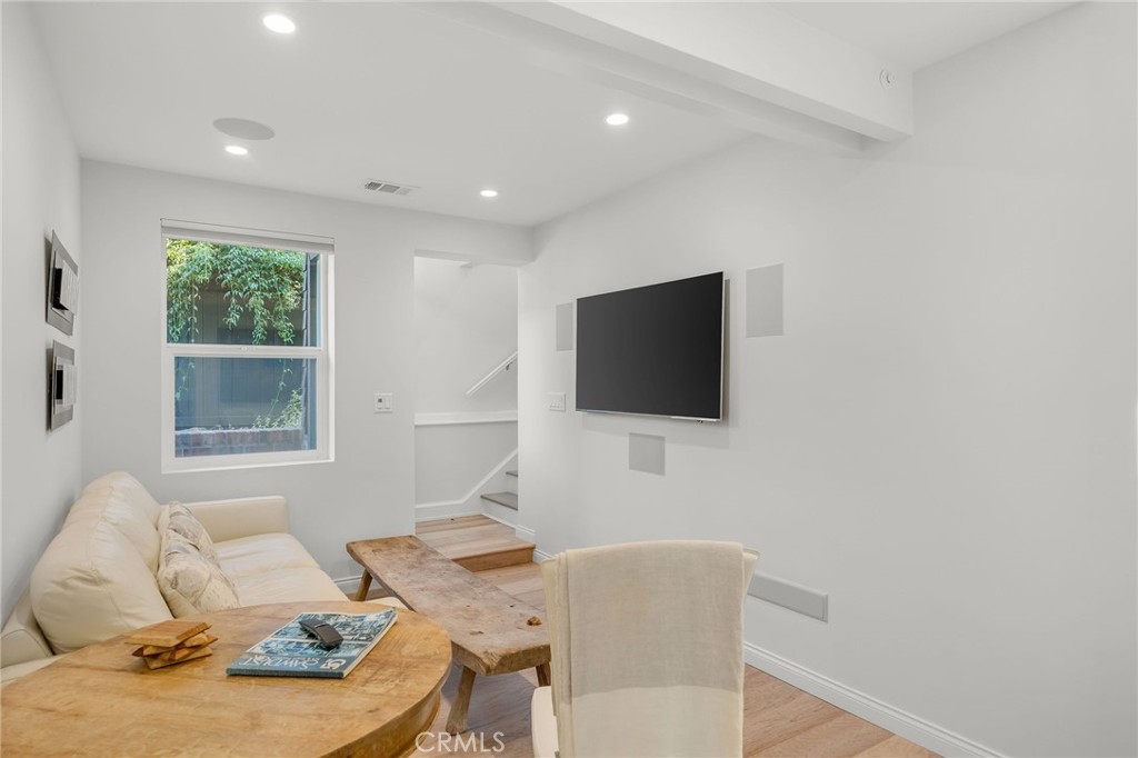 31641 Jewel Avenue, Laguna Beach CA 92651 - photo 9