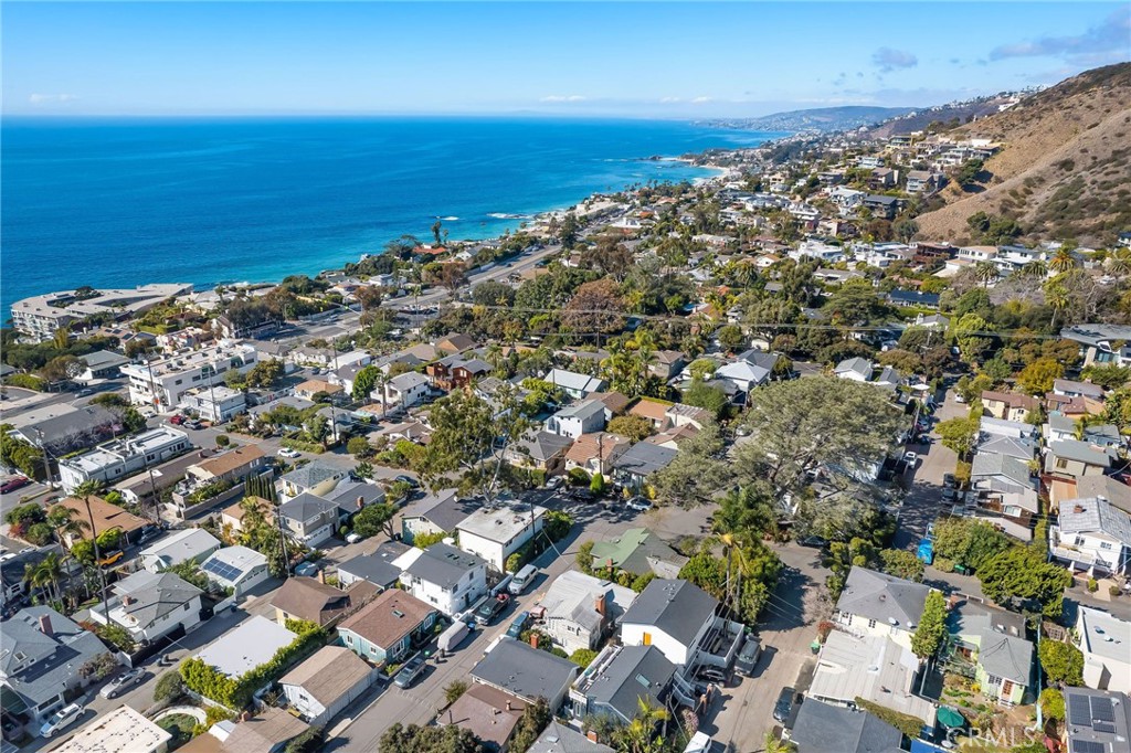 31641 Jewel Avenue, Laguna Beach CA 92651 - photo 9