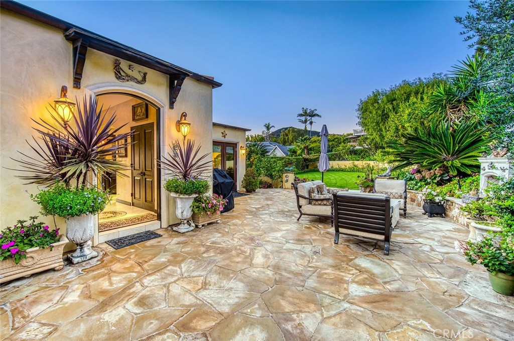 31641 Mar Vista Avenue, Laguna Beach CA 92651 - photo 40