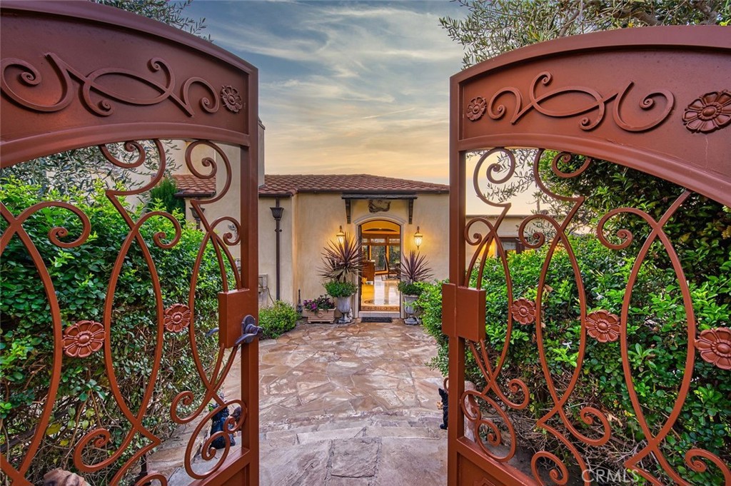 31641 Mar Vista Avenue, Laguna Beach CA 92651 - photo 42