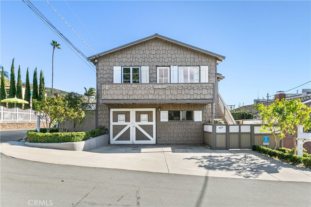 Welcome to 31642 2nd Ave.! - 31642 2nd Avenue, Laguna Beach CA 92651 - photo 1