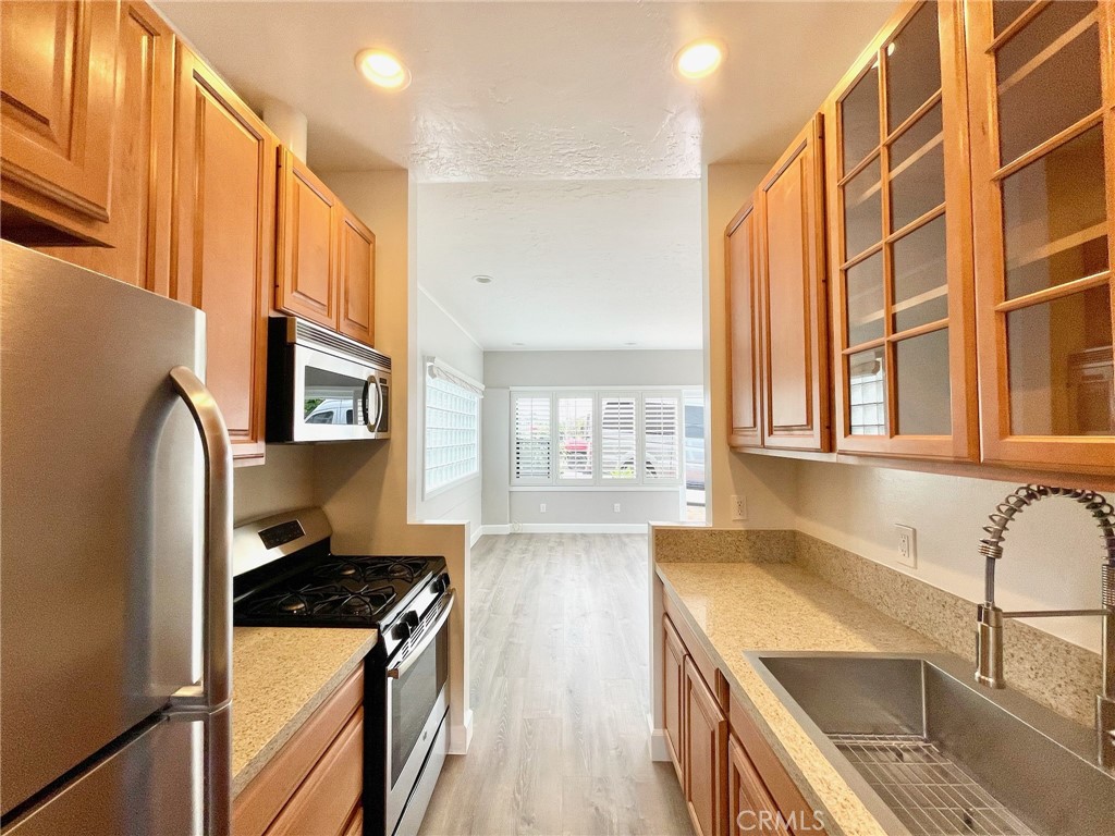 31651 2nd Avenue, Laguna Beach CA 92651 - photo 1
