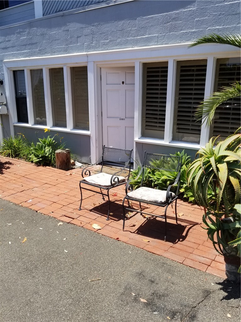Front Street Entry, small brick Patio - 31651 2nd Avenue, Laguna Beach CA 92651 - photo 1