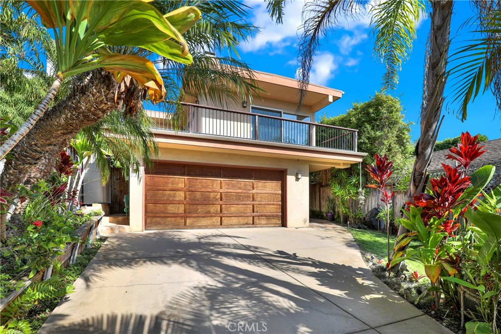 Curb View - 31652 Scenic Drive, Laguna Beach CA 92651 - photo 1