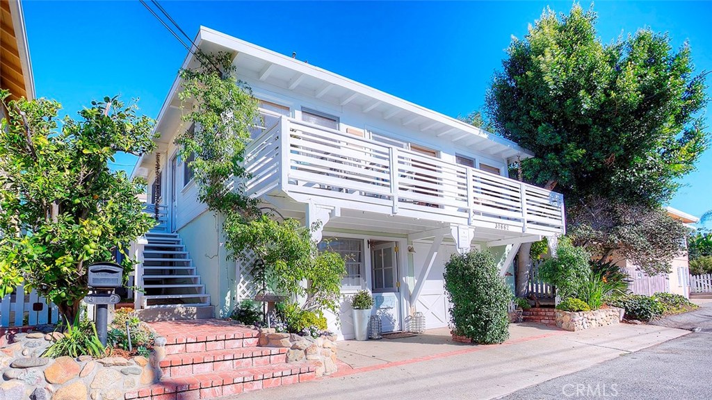 31662 Fairview Road, Laguna Beach CA 92651 - photo 1