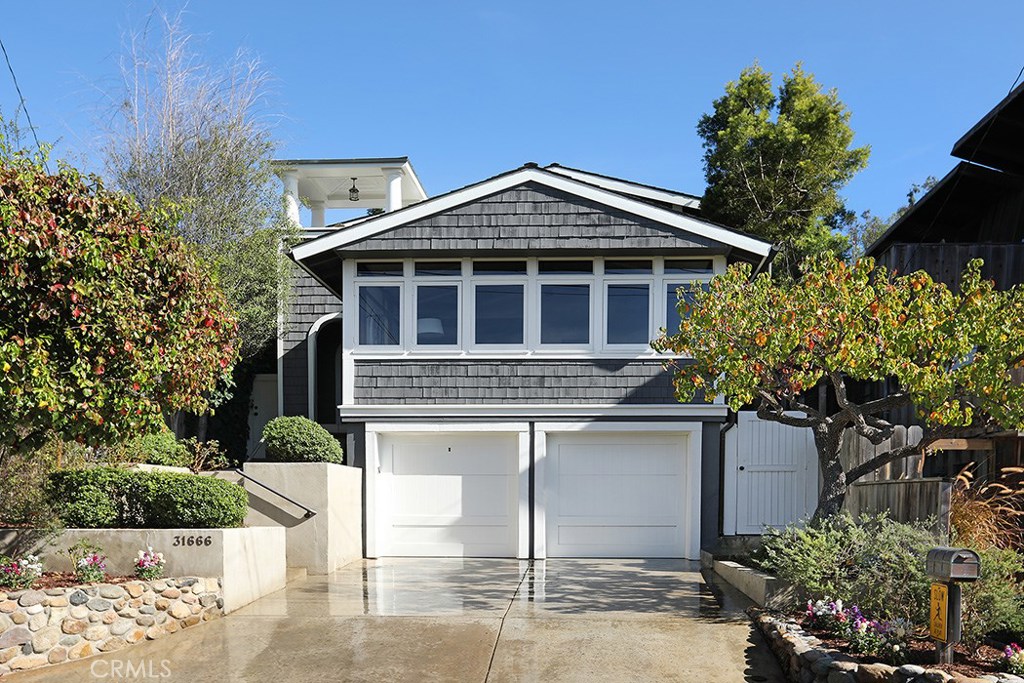 31666 Scenic Drive, Laguna Beach CA 92651 - photo 1