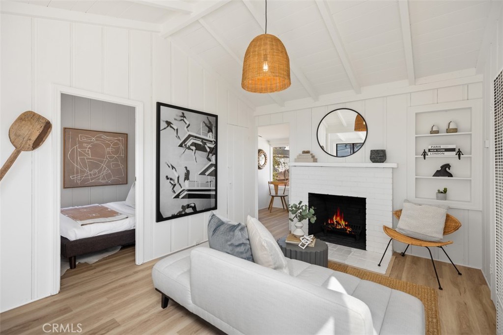 Unfurnished - 31666 Wildwood, Upper Unit Road, Laguna Beach CA 92651 - photo 1