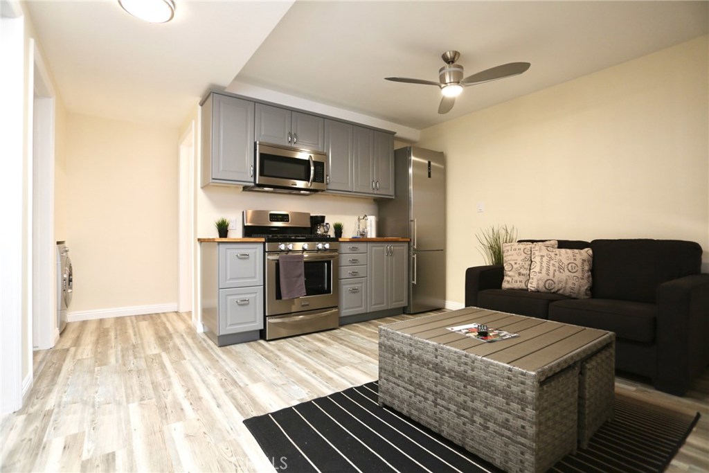 31672 Coast E, Laguna Beach CA 92651 - photo 1